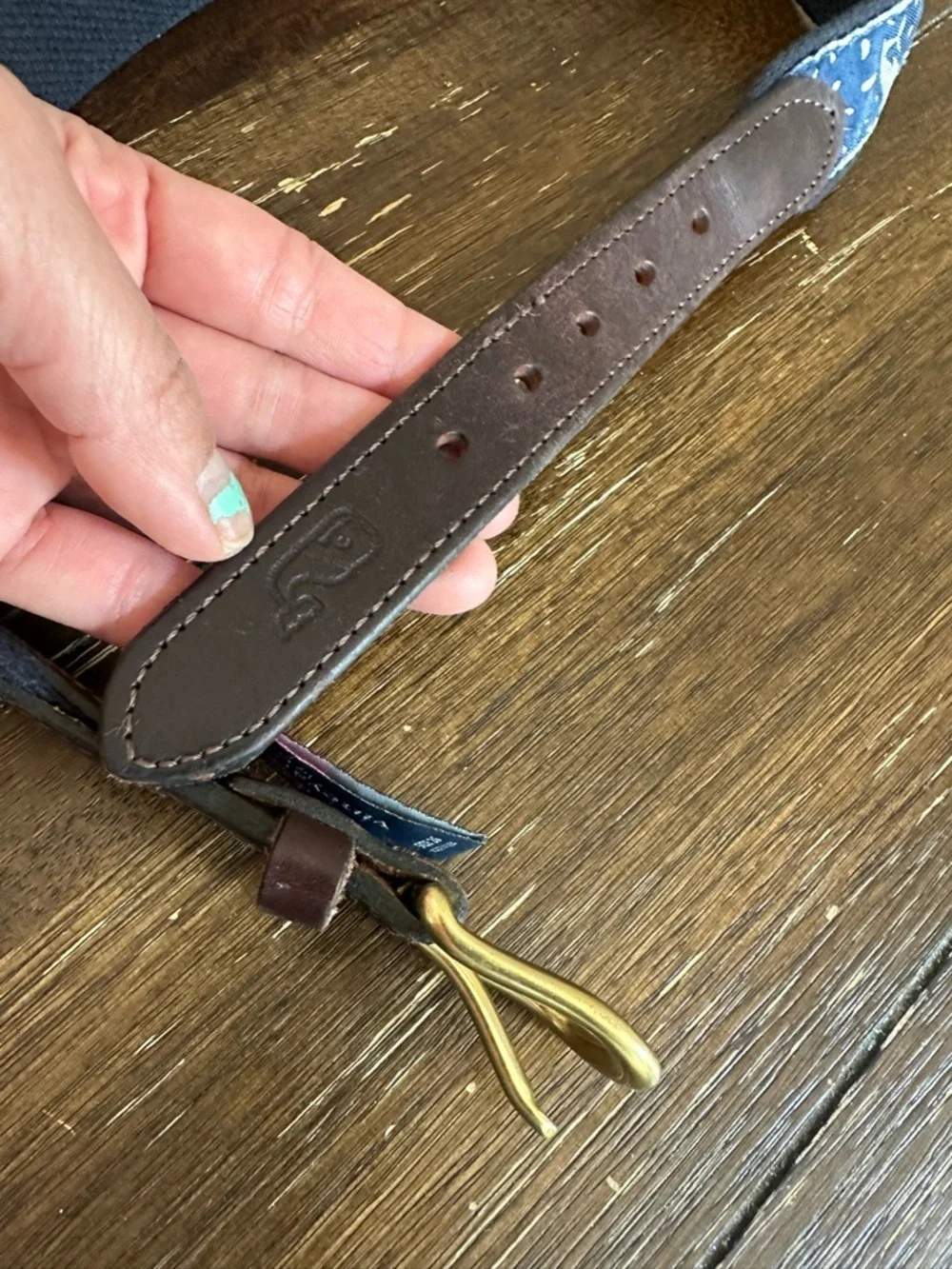 Vineyard vines belt